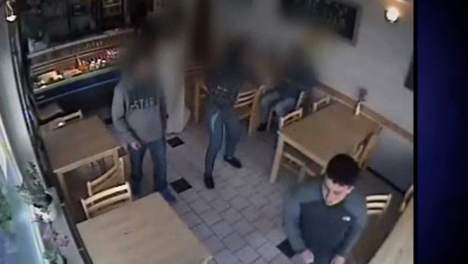 security camera beeld van bar waar mishandeling plaatsvond